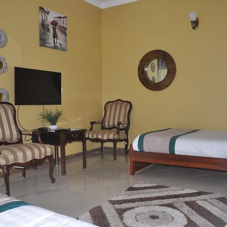 Home Bliss Hotel- Fort Portal Uganda Kültér fotó